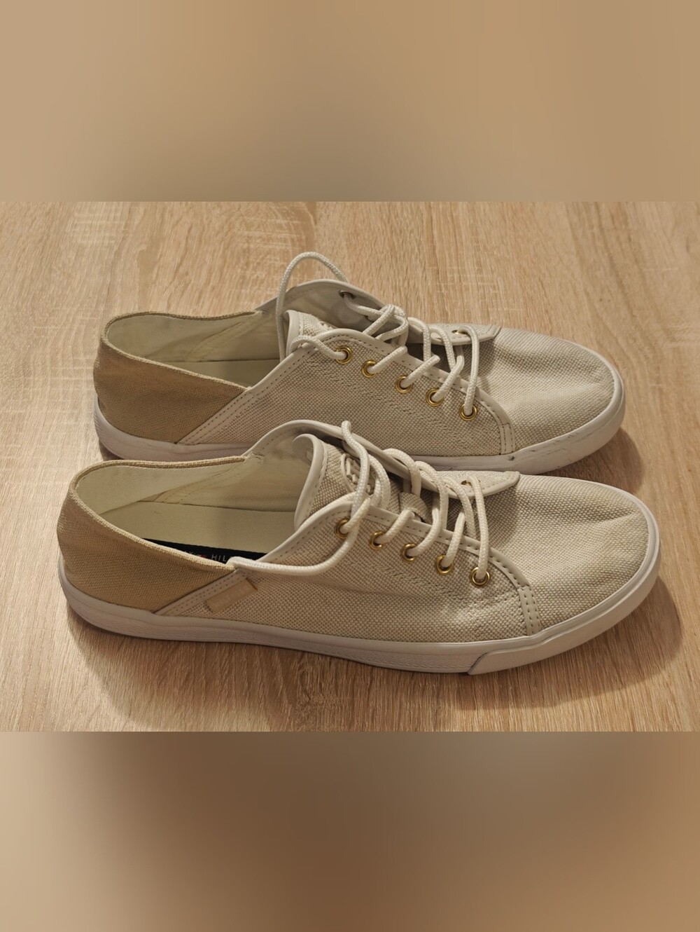 Tommy Hilfiger TWLIP4-T Sneakers Women’s 10M Beige Fabric Lace Up